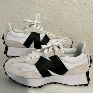 New balance 327 Black and White NEW M5/W6.5